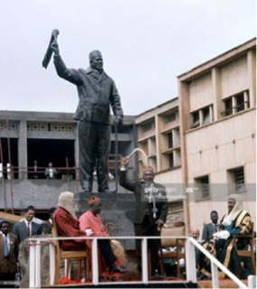 Statues in Nairobi_7