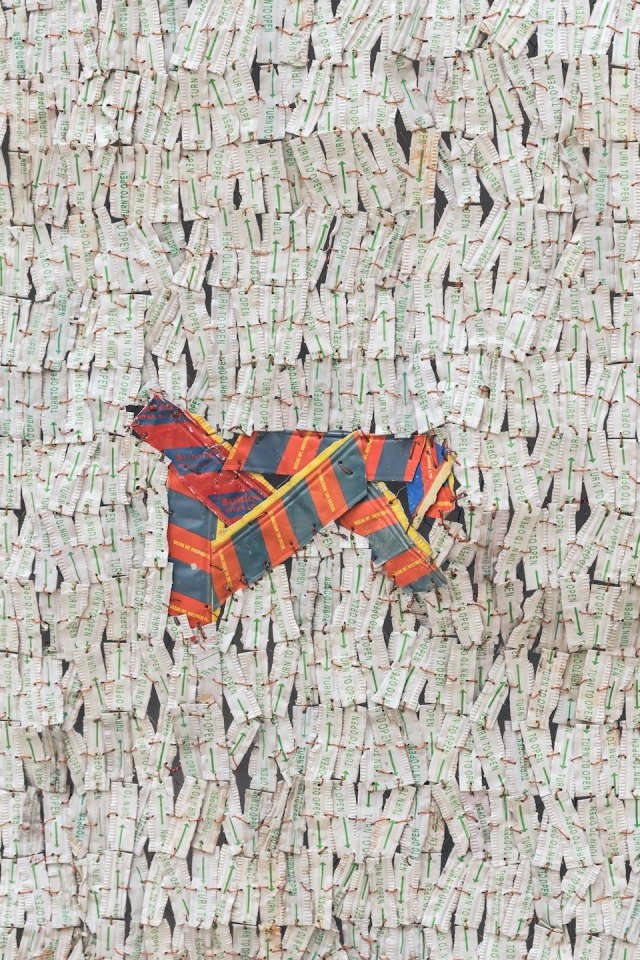 El Anatsui, Rising Sea